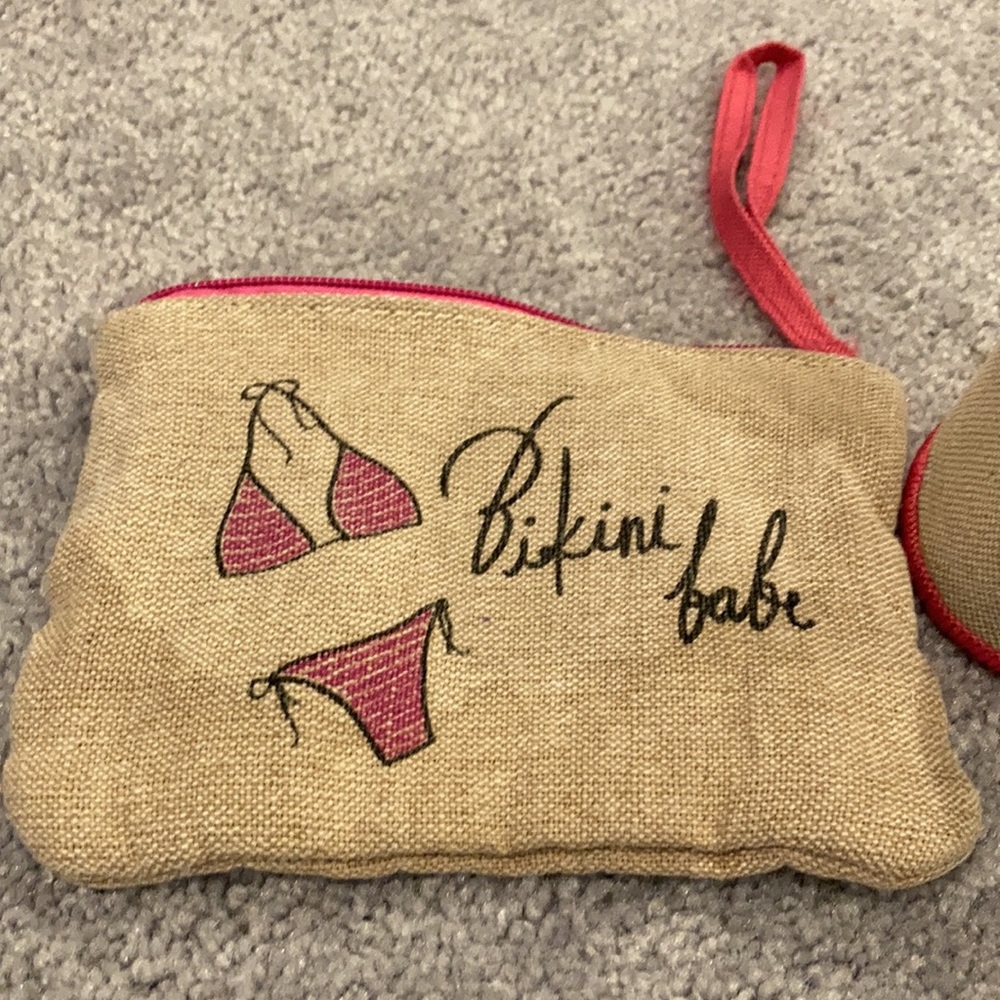 Bikini 👙 Babe Cup or Makeup Brush Holder and Small Makeup Pouch - Picture 2 of 7